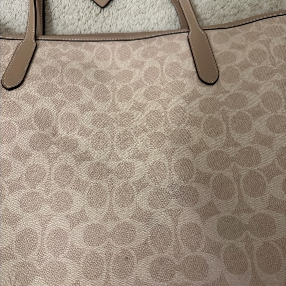 Coach Light Tan Signature Tote & Wallet - Picture 5 of 8